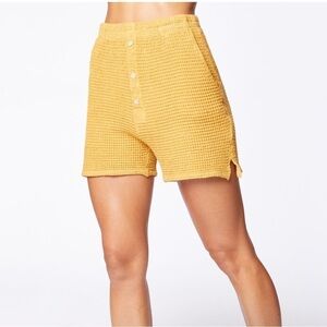 DONNI Waffle Henley Short in Orange yellow size M